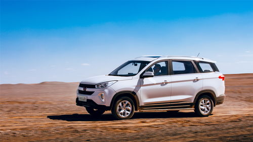 五菱宏光suv报价及图片,五菱宏光suv2021新款报价