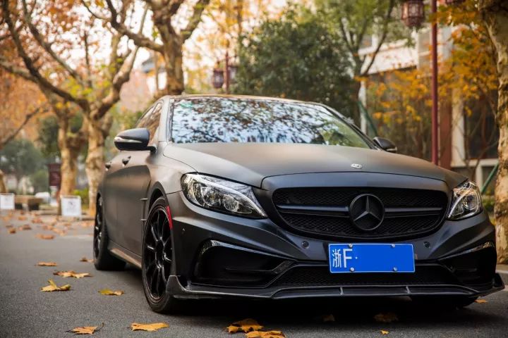 奔驰c200l裸车最低价,奔驰c200现在多少钱