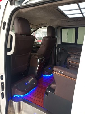 东风风行六座商务车,东风风行16t7座商务车