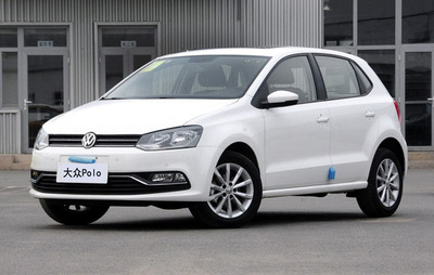 大众golf和polo哪个好,golf跟polo
