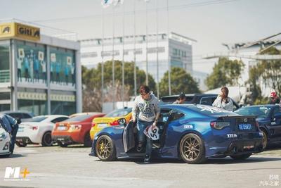 为什么买brz不买86,为什么都说brz是神车