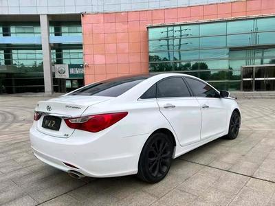 现代索纳塔8图片,现代索纳塔8图片内饰