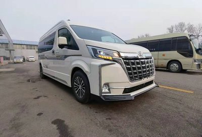 2022款丰田考斯特价格,丰田考斯特v6报价及图片