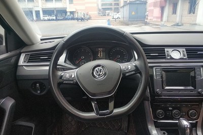 大众帕萨特330tsi,大众帕萨特330tsi多少钱一辆