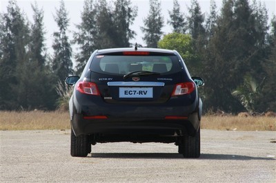 吉利帝豪ec7rv两厢,吉利帝豪ec7两厢车