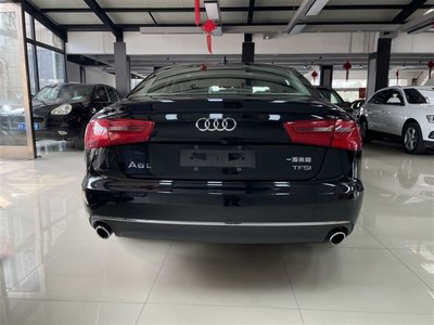 2015款奥迪a6l,2015款奥迪a6l用u盘插口在哪