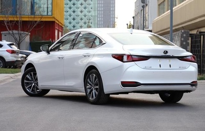 凌志30万左右的车,凌志suv30万左右