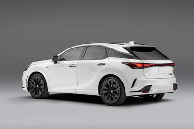 雷克萨斯rx300新款2022,雷克萨斯rx300新款2021内饰