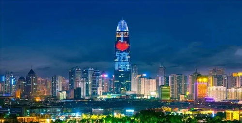济南超然楼亮灯瞬间的惊艳之旅