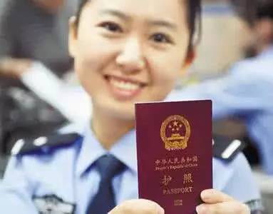 领证当天被豪门老公掐腰索吻
