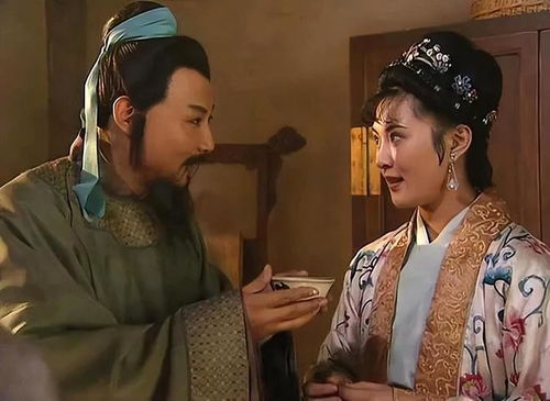 厉总，夫人回来报仇了——蚀骨痴缠（75集）