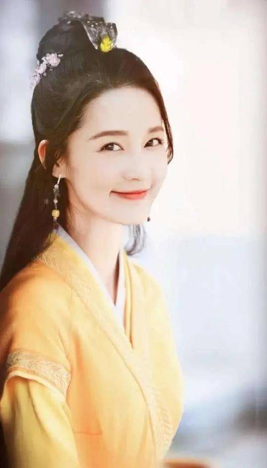 李沁，金鹰奖是我梦开始的地方