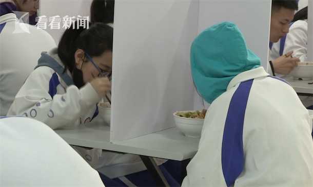 学生在校期间耳蜗外机丢失事件，校方的回应与处理措施