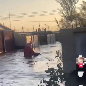 辽宁盘锦遭遇海水倒灌，街道被淹引发关注