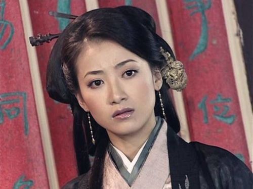 我的野蛮女将军（92集），权力与情感的交织