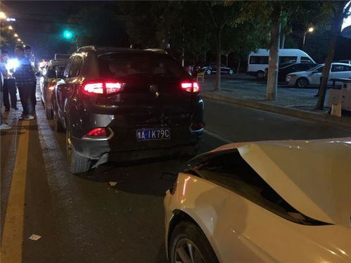 问界SUV疑失控蹦跳冲入车流，一起探究事故背后的真相