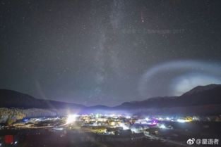 小伙在新疆拍到神十八返回震撼画面，宇宙归来的壮丽瞬间