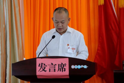 踹掉渣男后我成了全球团宠（90集）