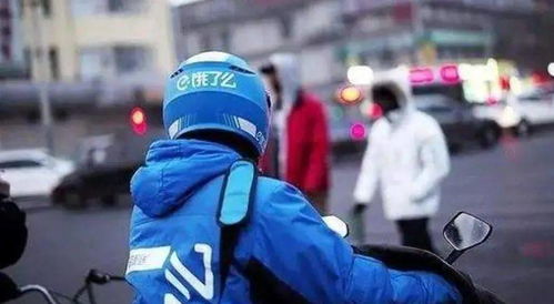 外卖员的绝色老婆，城市中的温情与坚韧之美
