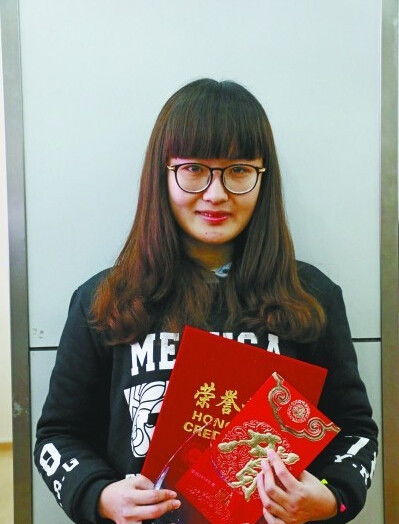 丑女逆袭，被首富大佬缠上了（3集连播）