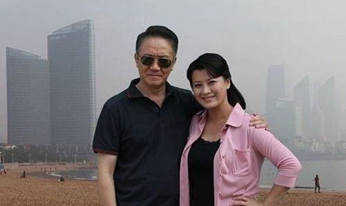 新版离婚后，我成了亿万女王（90集）