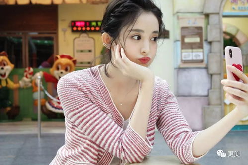 张云龙被曝与古力娜扎恋情后首现身，坦然面对，真诚回应