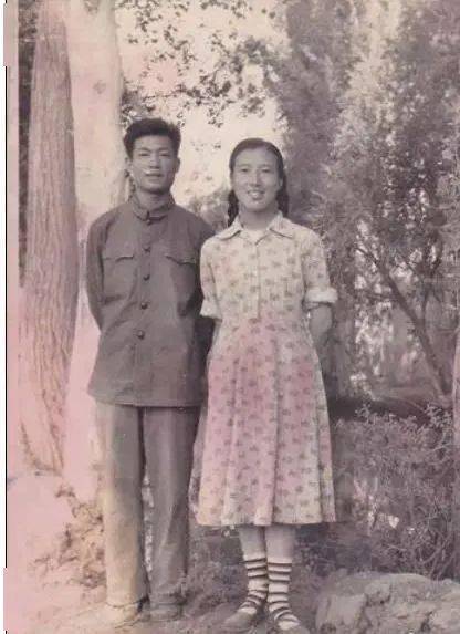 贾宝玉与郑铮，一份深深的怀念与祈愿安好