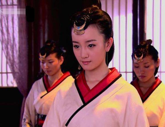 巅峰丐婿，从被美女姐姐捡回家开始
