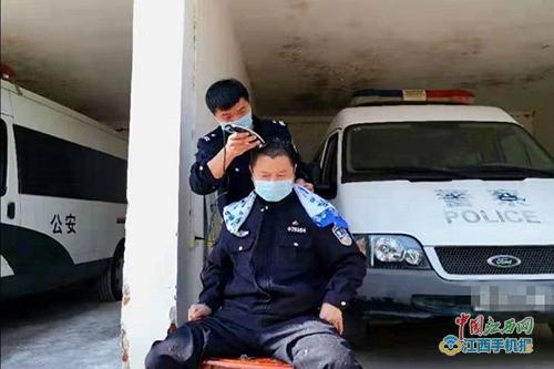 江西一看守所辅警主动投案背后的故事