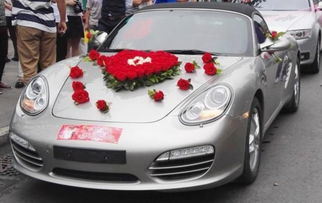 男子花2万买到驴标保时捷，一场荒诞与现实交织的闹剧