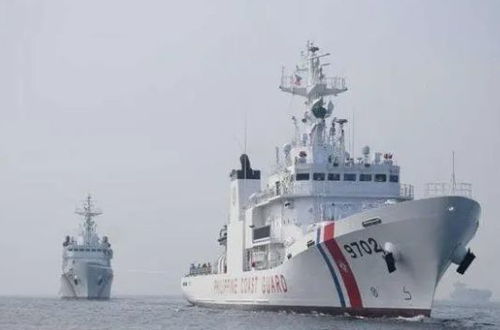 中方回应海警船对菲船只发射水炮，捍卫领土主权与海洋权益的坚定立场