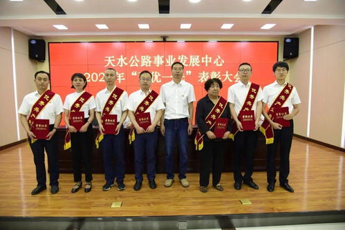 黑化女神的逆袭之路（1至100集）