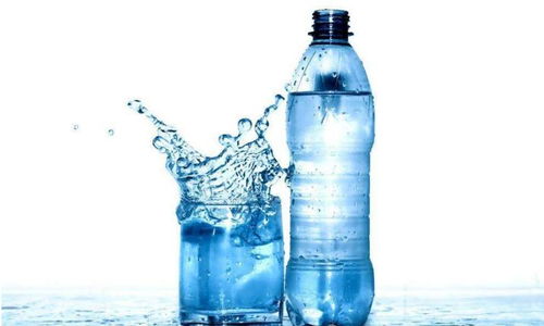 全球污染之下，我凭矿泉水成为首富（全球污染与矿泉水产业崛起）（共100集）