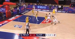 齐麟闪耀球场，12中6得15分1篮板2助攻的辉煌表现