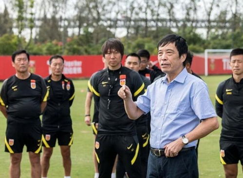 李铁案13日一审宣判，足球界的反思与司法公正的体现
