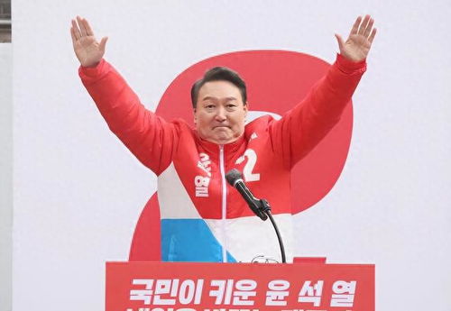 谁给了尹锡悦奉陪到底的底气