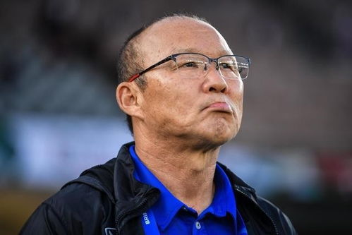 范晓冬，在球场以内，我对李铁的尊重无以言表
