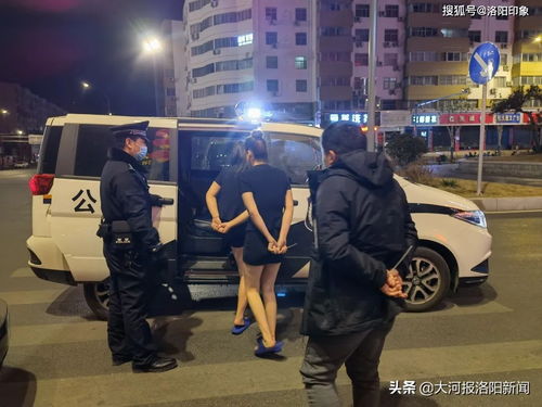 内蒙古警方查处一起车内卖淫嫖娼案，警示社会的法治之光