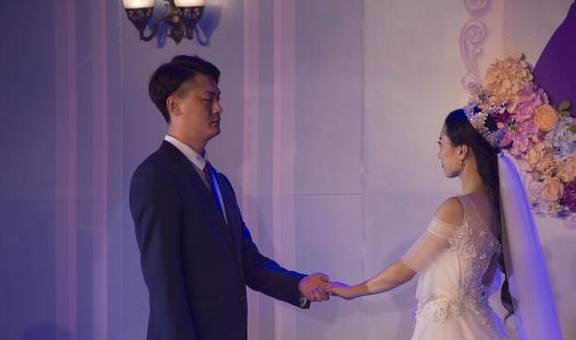被退婚后，我求婚了总裁大叔（93集）