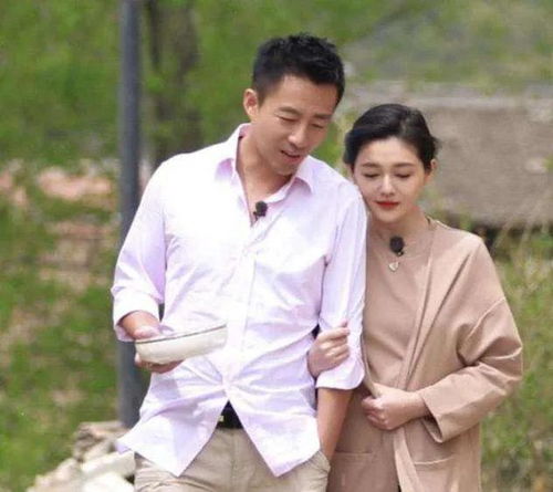 前妻乖巧人设崩塌，深度解析一部都市情感剧（共100集）