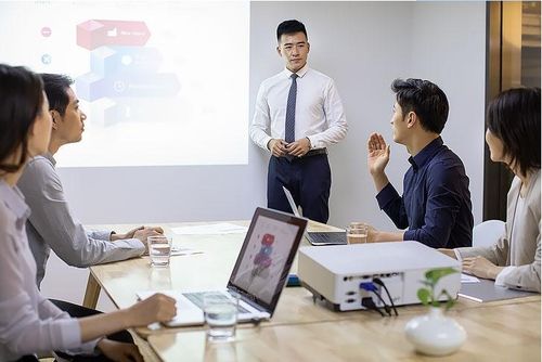 不装了，我是榜一大哥（71集），张子寒与桉淇的传奇故事
