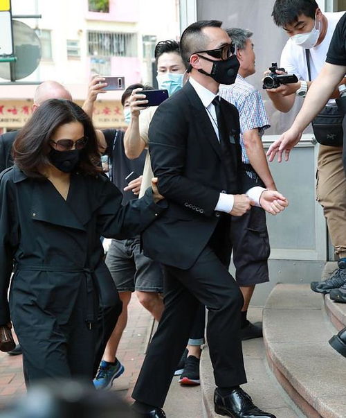 闪婚后，豪门老公马甲藏不住（103集）