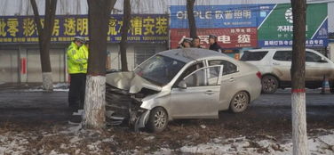 老人开三轮车逆行撞上宾利，一起意外的启示