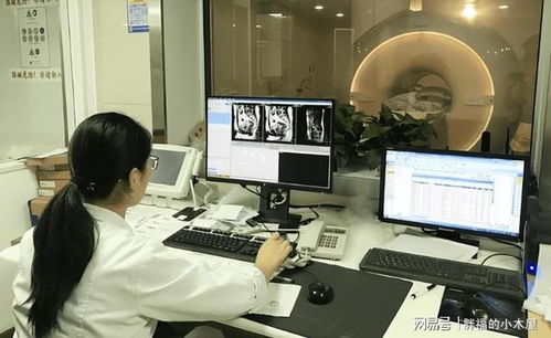 医生边吸烟边为患者做核磁共振，现实下的医疗伦理与职业素养挑战