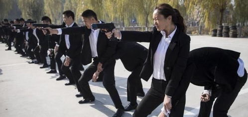 贴身保安（32集）剧情深度解析