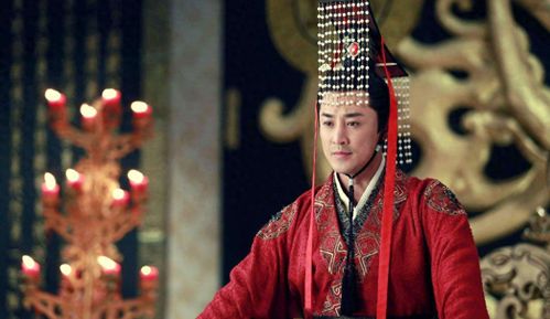 帝婿归来（100集），权力与情感的交织