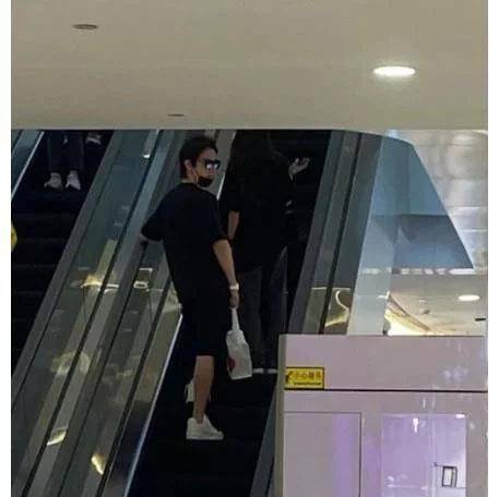 渣男劈腿，闪婚服务员背后的神秘大佬（92集剧情概述）