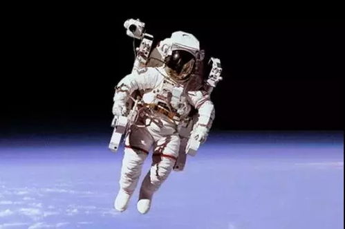 滞留太空的漫长岁月，两名美国宇航员的大半年挑战与希望