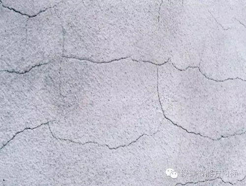 小孩被玻璃纤维扎伤，专家提醒与应对之策
