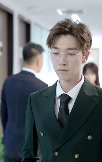 重生后渣男前夫又急又气，主妇的华丽重生（80集）